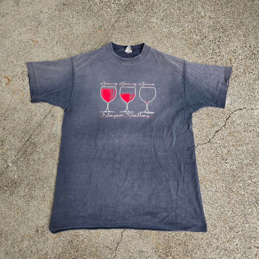 Vtg 90s NAPA VALLEY Going Going Gone Wine Glasses Sunfaded Tee Shirt L USA Made